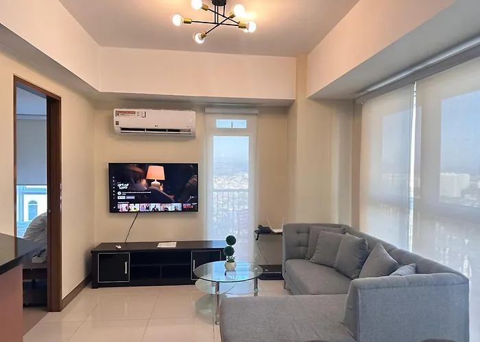 Premium Executive Suite At Venice Luxury Residences