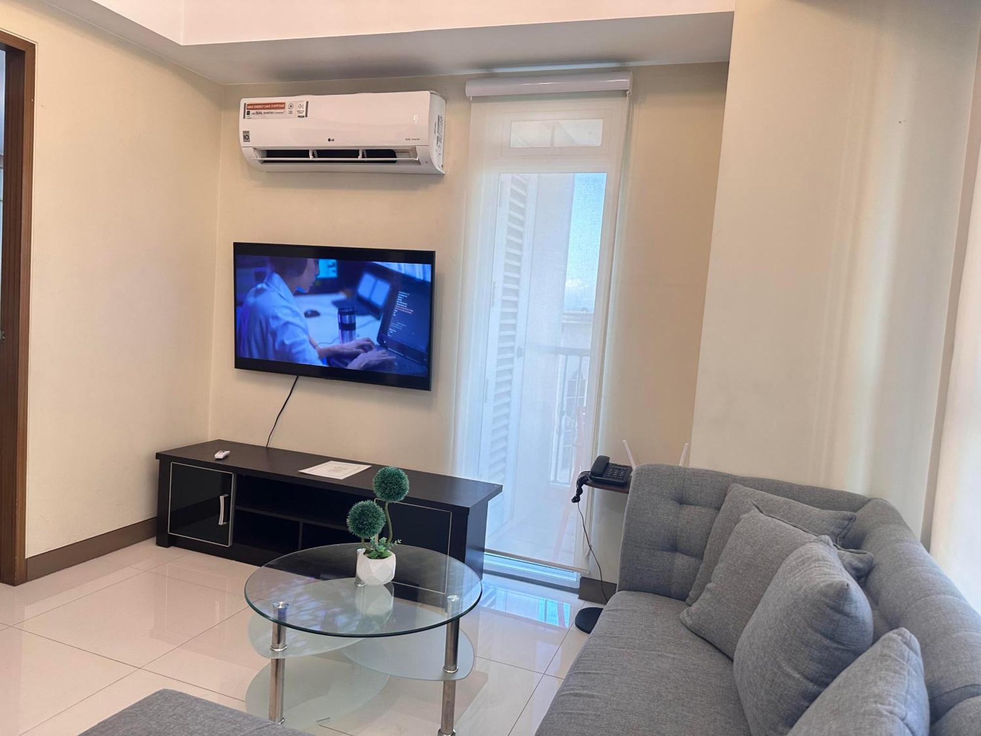 Premium Executive At Venice Luxury Residences Apartment